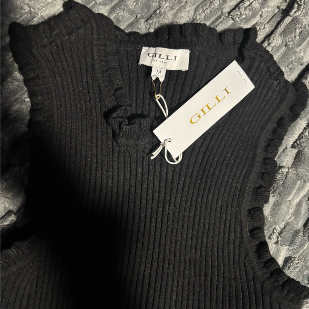 Gilli Black Ribbed Tank Top - Picture 6 of 6